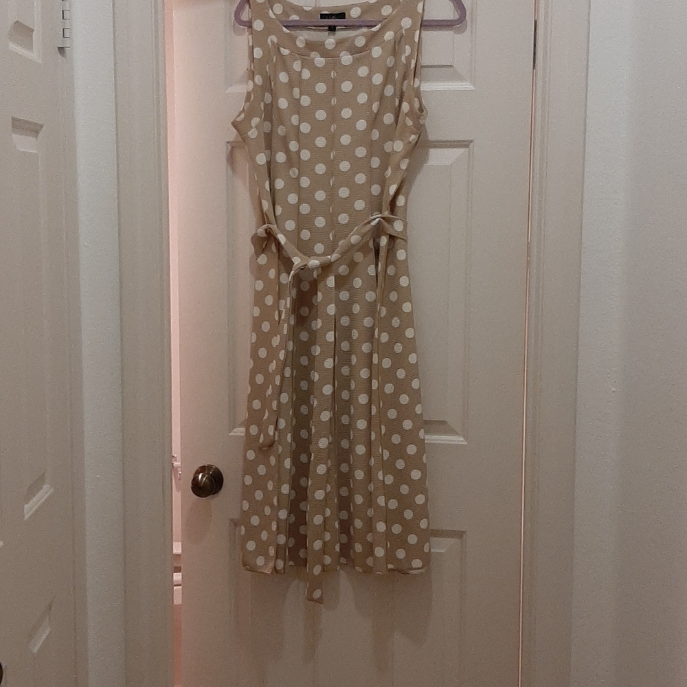 I Le New York dress.